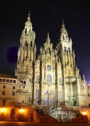 3173468-Cathedral_at_night-Santiago_de_Compostela.jpg
